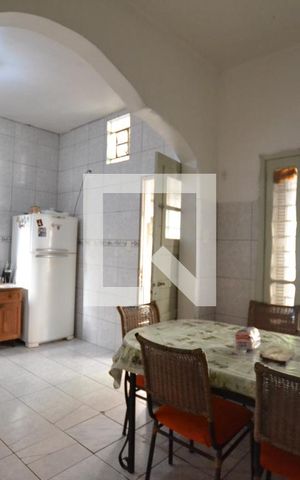 Casa à venda com 100m², 4 quartos e 4 vagasCozinha