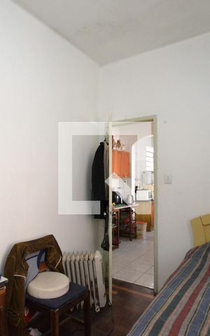 Casa à venda com 100m², 4 quartos e 4 vagasQuarto 3