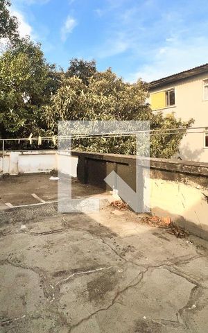 Casa à venda com 275m², 3 quartos e 2 vagasVaranda 1