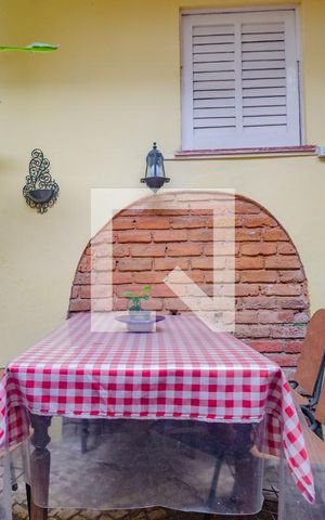 Casa para alugar com 400m², 8 quartos e sem vaga Casa para alugar com 400m², 8 quartos e sem vagaRefeitorio exterior