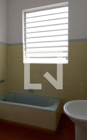 Casa para alugar com 500m², 5 quartos e 1 vagaBanheiro