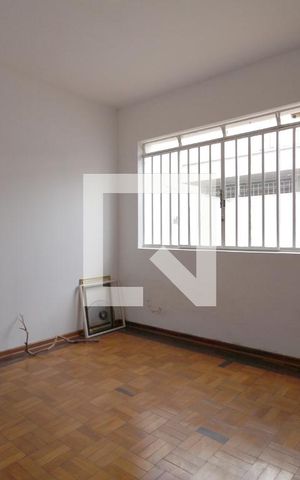 Casa para alugar com 500m², 5 quartos e 1 vagaQuarto 1