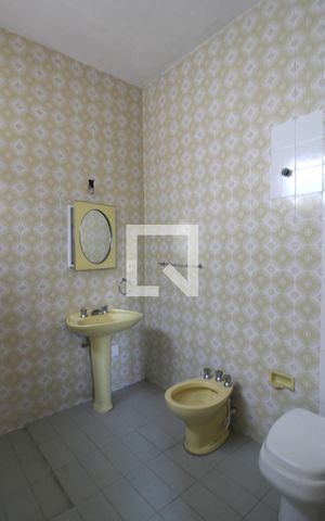 Casa para alugar com 500m², 5 quartos e 1 vagaBanheiro da Suíte 2