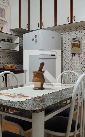 Casa para alugar com 366m², 6 quartos e 2 vagasCozinha - Armários