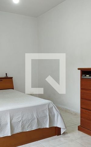 Casa para alugar com 366m², 6 quartos e 2 vagas Casa para alugar com 366m², 6 quartos e 2 vagasQuarto Suíte 1
