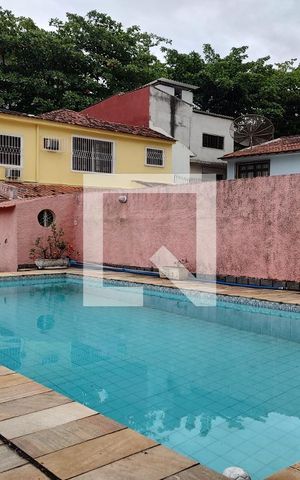 Casa para alugar com 366m², 6 quartos e 2 vagas Casa para alugar com 366m², 6 quartos e 2 vagasPiscina