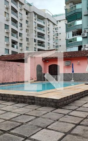 Casa para alugar com 366m², 6 quartos e 2 vagas Casa para alugar com 366m², 6 quartos e 2 vagasPiscina