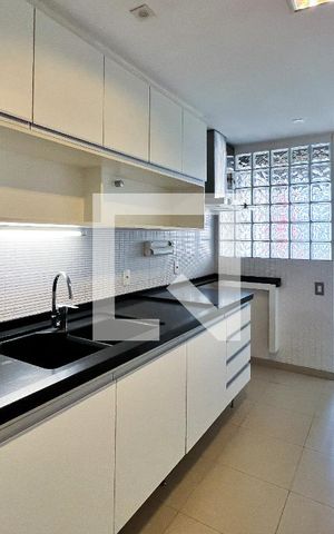 Apartamento à venda com 147m², 3 quartos e 1 vagaCozinha