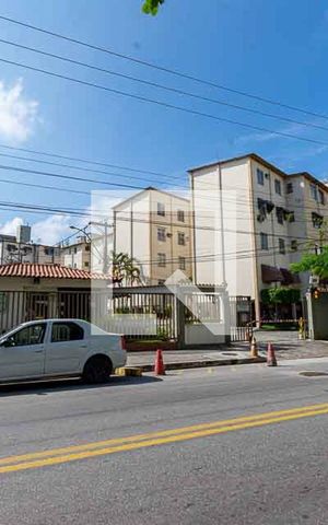 Apartamento à venda com 55m², 2 quartos e 1 vaga Apartamento à venda com 55m², 2 quartos e 1 vagaFachada