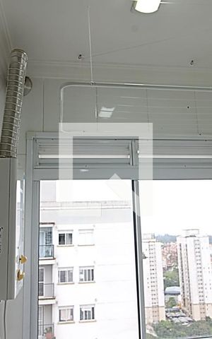 Apartamento à venda com 36m², 1 quarto e 2 vagas Apartamento à venda com 36m², 1 quarto e 2 vagasDetalhe da area de serviço