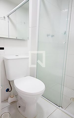 Apartamento à venda com 36m², 1 quarto e 2 vagas Apartamento à venda com 36m², 1 quarto e 2 vagasBanheiro da Suíte