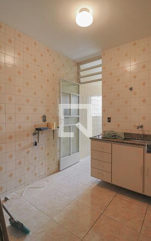 Apartamento para alugar com 63m², 2 quartos e 1 vagaCozinha 