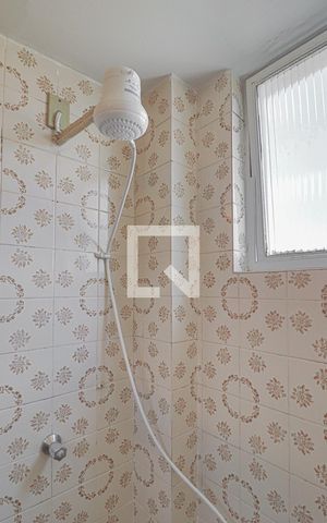 Apartamento para alugar com 63m², 2 quartos e 1 vagaBanheiro do Corredor 