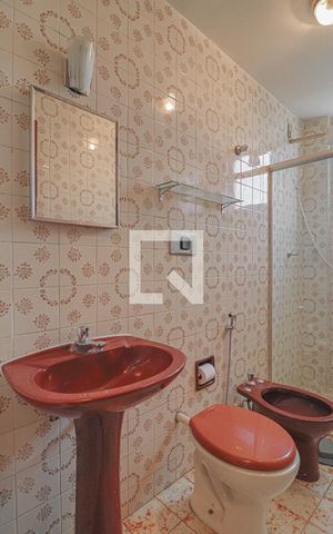 Apartamento para alugar com 63m², 2 quartos e 1 vagaBanheiro do Corredor 