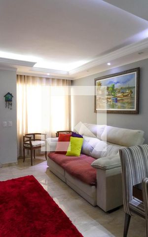 Casa à venda com 140m², 3 quartos e 3 vagas Casa à venda com 140m², 3 quartos e 3 vagasSala