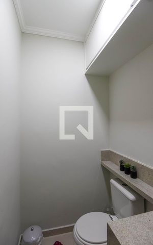 Casa à venda com 140m², 3 quartos e 3 vagas Casa à venda com 140m², 3 quartos e 3 vagasLavabo