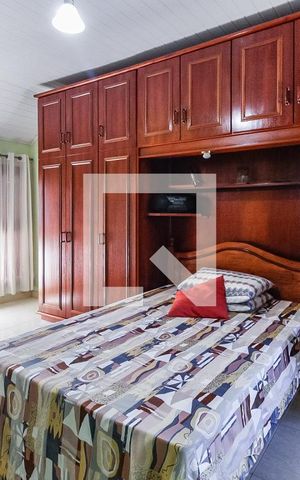 Casa à venda com 225m², 3 quartos e 2 vagasSótão