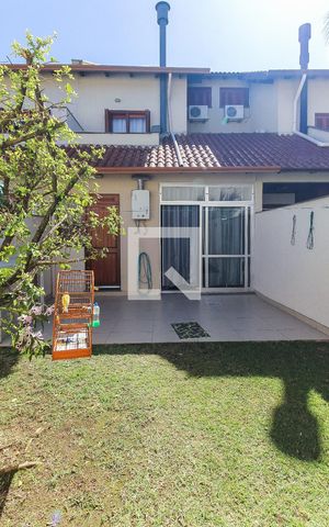 Casa à venda com 225m², 3 quartos e 2 vagasQuintal