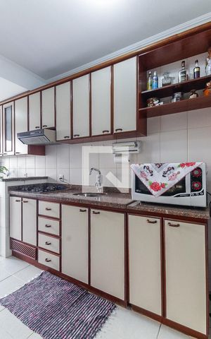 Casa à venda com 225m², 3 quartos e 2 vagasCozinha