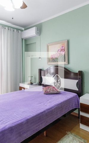 Casa à venda com 225m², 3 quartos e 2 vagasSuíte