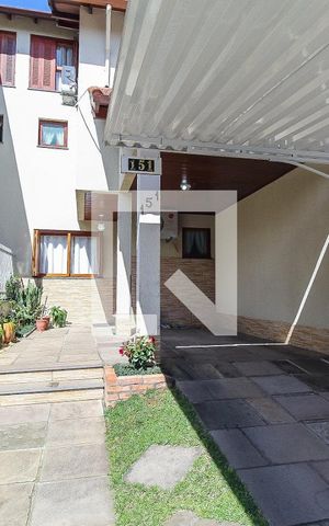 Casa à venda com 225m², 3 quartos e 2 vagasGaragem