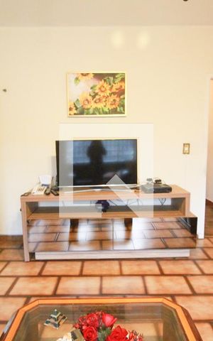 Casa à venda com 201m², 3 quartos e 3 vagassala