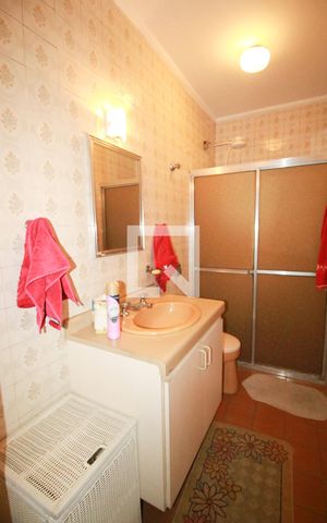 Casa à venda com 201m², 3 quartos e 3 vagasbanheiro