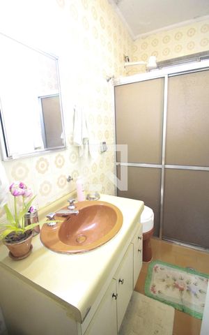 Casa à venda com 201m², 3 quartos e 3 vagassuíte quarto 2
