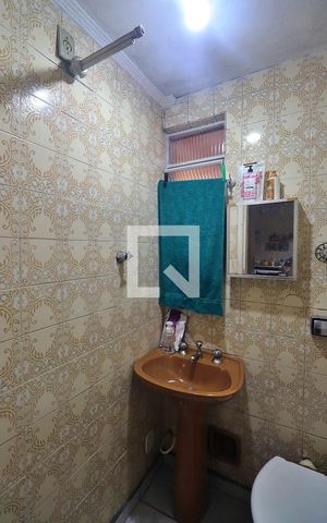 Casa à venda com 300m², 3 quartos e 4 vagasBanheiro 2
