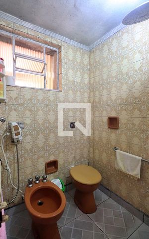 Casa à venda com 300m², 3 quartos e 4 vagasBanheiro 1