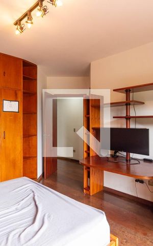 Casa para alugar com 400m², 5 quartos e 5 vagasSuíte 2