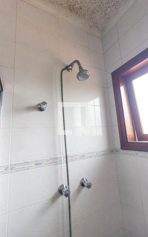 Casa para alugar com 400m², 5 quartos e 5 vagasBanheiro da Suíte 2