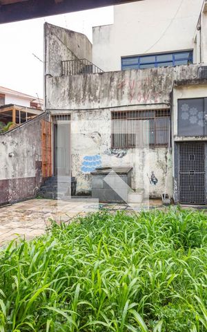 Casa para alugar com 400m², 5 quartos e 5 vagasQuintal