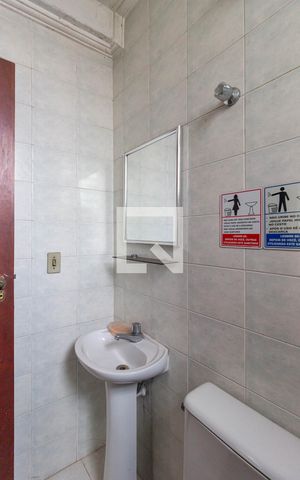 Casa para alugar com 400m², 5 quartos e 5 vagasBanheiro do Escritório
