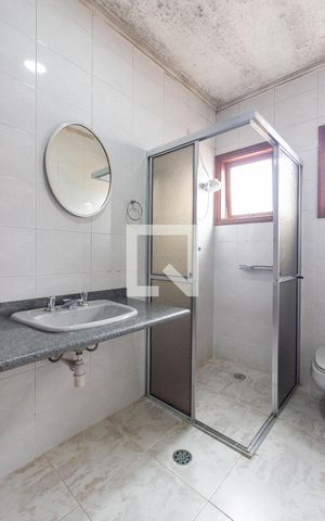 Casa para alugar com 400m², 5 quartos e 5 vagasBanheiro da Suíte 3