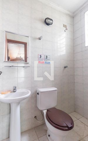 Casa para alugar com 400m², 5 quartos e 5 vagasBanheiro do Escritório