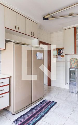 Casa para alugar com 400m², 5 quartos e 5 vagasCozinha