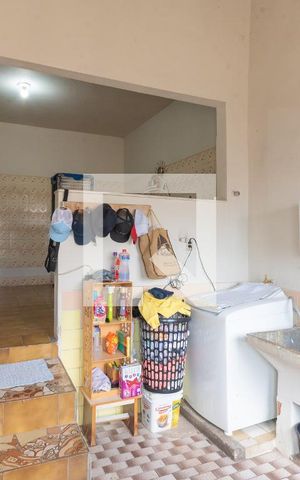 Casa à venda com 80m², 3 quartos e 2 vagas Casa à venda com 80m², 3 quartos e 2 vagasCozinha