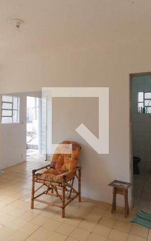 Casa à venda com 80m², 3 quartos e 2 vagas Casa à venda com 80m², 3 quartos e 2 vagasCasa 2- Sala