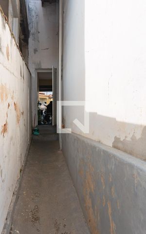 Casa à venda com 80m², 3 quartos e 2 vagas Casa à venda com 80m², 3 quartos e 2 vagasQuintal
