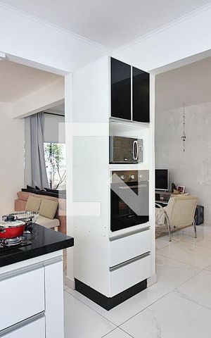 Casa à venda com 180m², 3 quartos e 2 vagasCozinha
