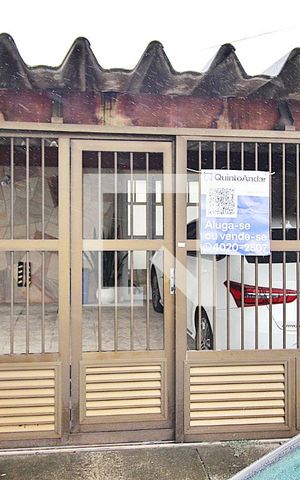 Casa à venda com 180m², 3 quartos e 2 vagasFachada