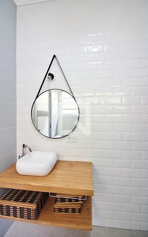 Casa à venda com 180m², 3 quartos e 2 vagasBanheiro Social