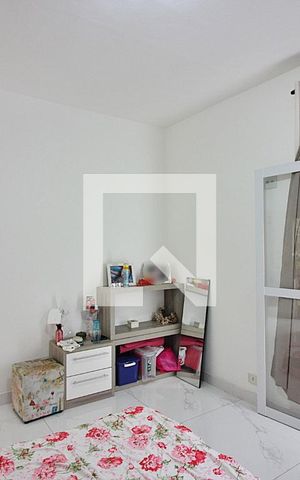 Casa à venda com 180m², 3 quartos e 2 vagasQuarto 2