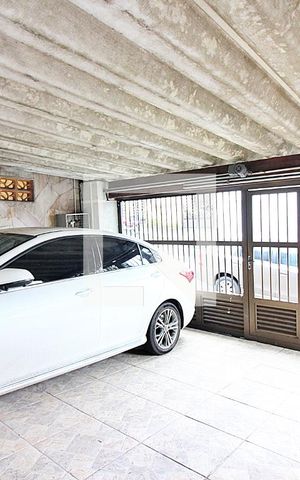 Casa à venda com 180m², 3 quartos e 2 vagasGaragem