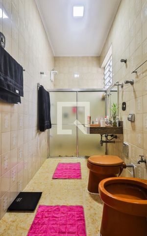 Casa para alugar com 187m², 3 quartos e 1 vagaBanheiro