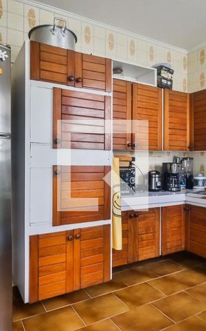 Casa para alugar com 187m², 3 quartos e 1 vagaCozinha