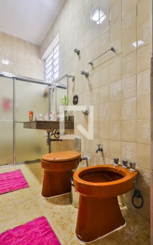 Casa para alugar com 187m², 3 quartos e 1 vagaBanheiro