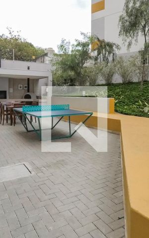 Apartamento à venda com 34m², 2 quartos e sem vagaÁrea comum