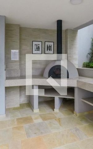 Apartamento à venda com 34m², 2 quartos e sem vagaÁrea comum